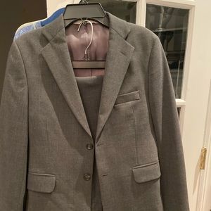 Nordstrom 2pc boys suit - Excellent condition